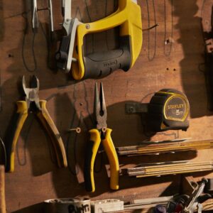 herramientas stanley manuales alicates limas llaves martillos dados alicates